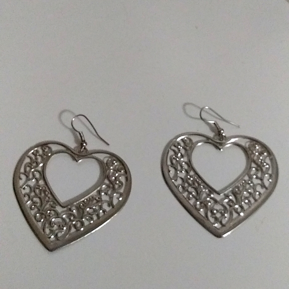 Plastic Heart Earrings - Picture 6 of 9